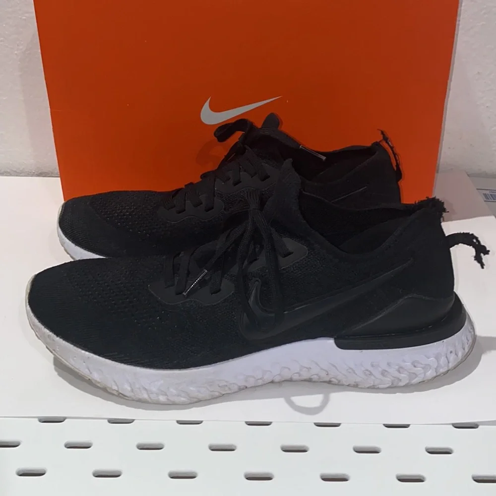 Authentic Nike men’s epic react sneakers sz 9 - Picture 5 of 16